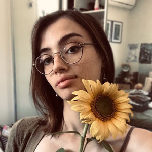 Meet your Posher, Madeline